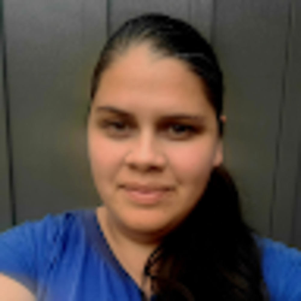 Meet your Posher, Danielle